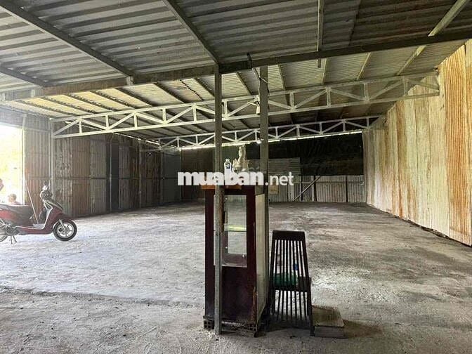 cho thuê 900mv có 200mv kho NB - Hóc Môn. Giá: 12tr/th