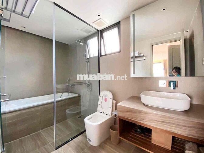 CĂN HỘ TÁCH BẾP BAN CÔNG RỘNG VÕ DUY NINH GẦN Q1 Q3