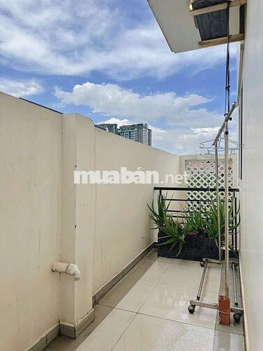 Cho Thuê Studio 1PN Ban Công Nội Thất Đầy Đủ Đường Bạch Đằng