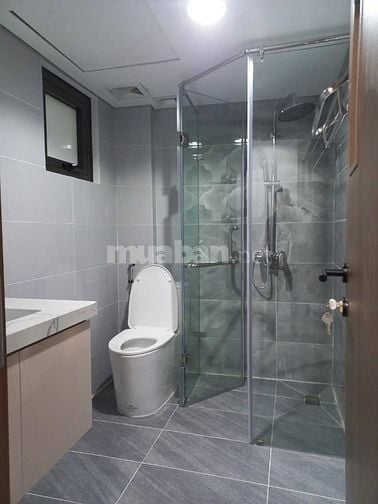 Bán nhanh nhà ngõ 6 Vĩnh Phúc, giá 9.9 tỷ, hơn 36m2x2T, SDCC