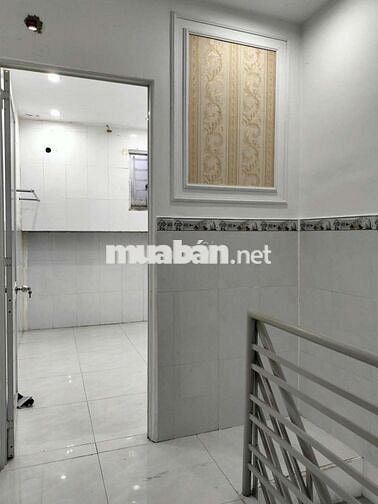 Nhà trung tâm Ninh Kiều thích hợp gia đình nhỏ lấy hộ khẩu con đi học