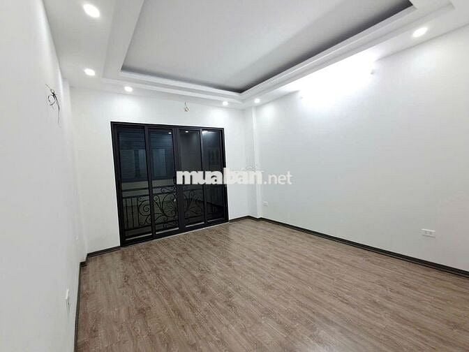 9,25 tỷ-38M2-5 TẦNG THANG MÁY-MỚI GẦN PHỐ -ĐẠI LA-PHỐ VỌNG-HBT