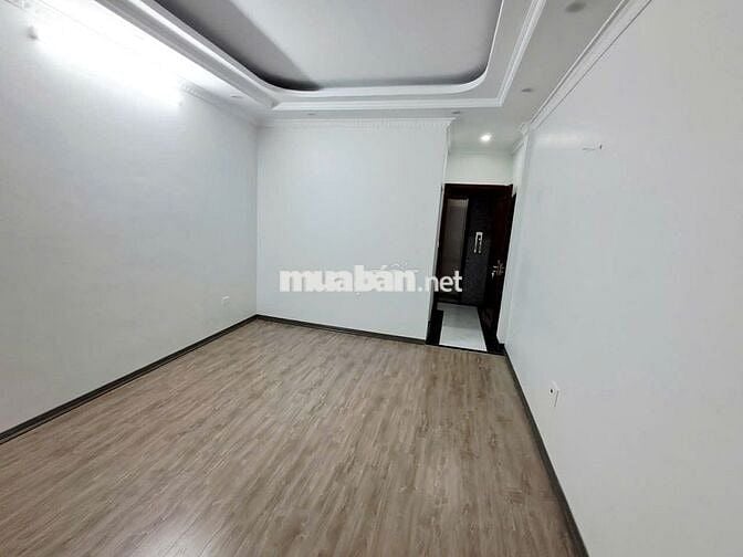 9,25 tỷ-38M2-5 TẦNG THANG MÁY-MỚI GẦN PHỐ -ĐẠI LA-PHỐ VỌNG-HBT