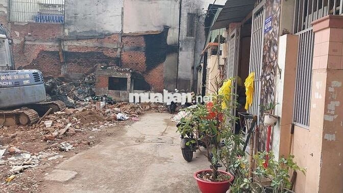 Đất hẻm 42 đường số 5- Bình Long  4.05x20 hậu 10.25= 111 m2 6tỷ 050