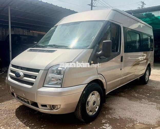 Ford Transit 2013 tải VAN 940kg chạy được giờ cấm