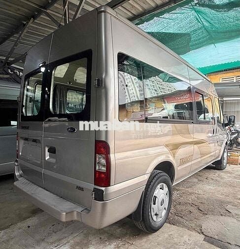 Ford Transit 2013 tải VAN 940kg chạy được giờ cấm