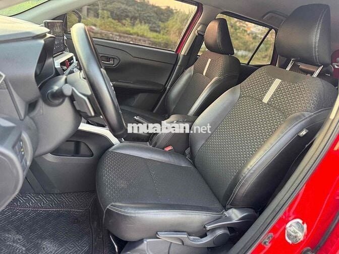 Toyota Raize 1.0 CVT sản xuất 2022 nhập khẩu