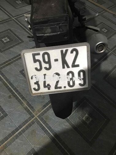 xe zin chính chủ ít chạy ,cần bán ae có nhu cầu lh