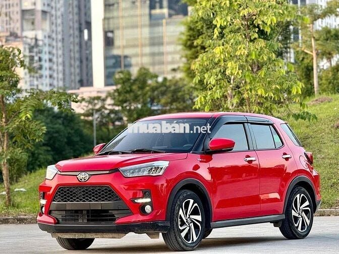 Toyota Raize 1.0 CVT sản xuất 2022 nhập khẩu