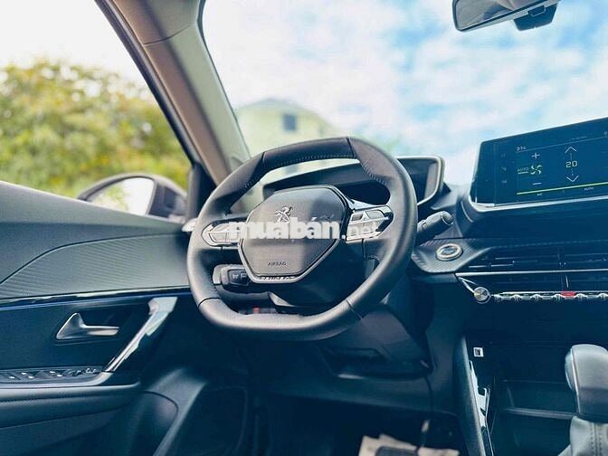 Peugeot 2008 GT Line 1.2 AT sản xuất 2022