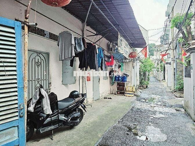 GIẢM GIÁ MẠNH 400, CÁCH MẶT TIỀM HOÀNG DIỆU 100