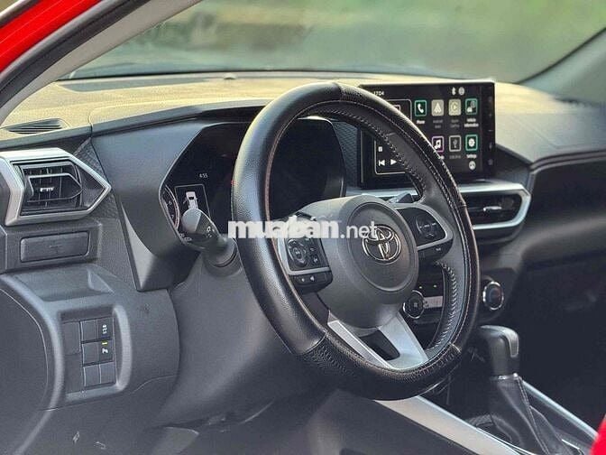 Toyota Raize 1.0 CVT sản xuất 2022 nhập khẩu