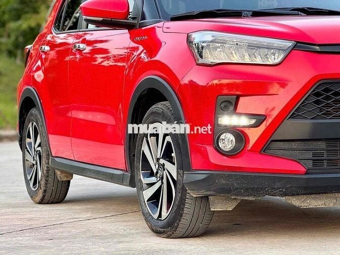 Toyota Raize 1.0 CVT sản xuất 2022 nhập khẩu