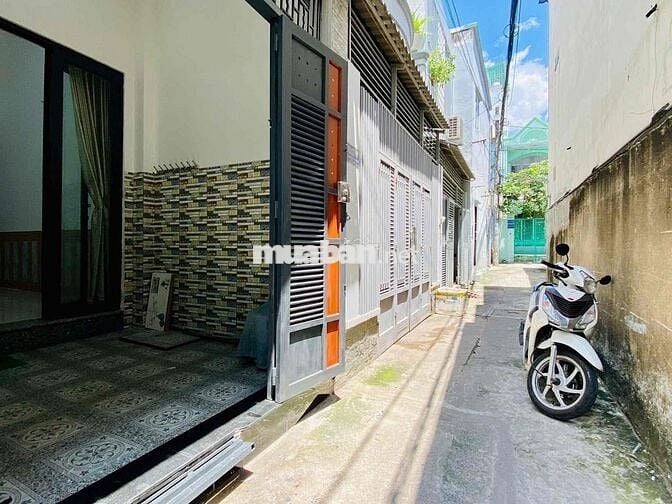 bán nhà ,chỉ 5,680 tỷ nhà có 5 phòng ngủ,Lê Đức Thọ,quận Gò Vấp