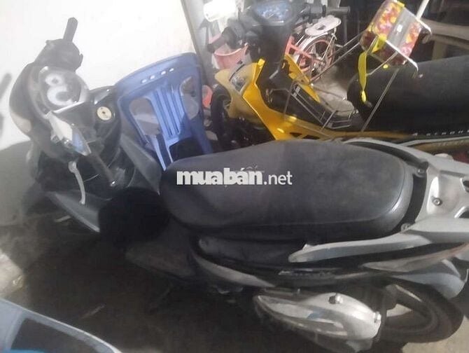 Nhà dư xe nên cần thanh lý ạ