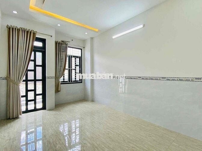 bán nhà ,chỉ 5,680 tỷ nhà có 5 phòng ngủ,Lê Đức Thọ,quận Gò Vấp