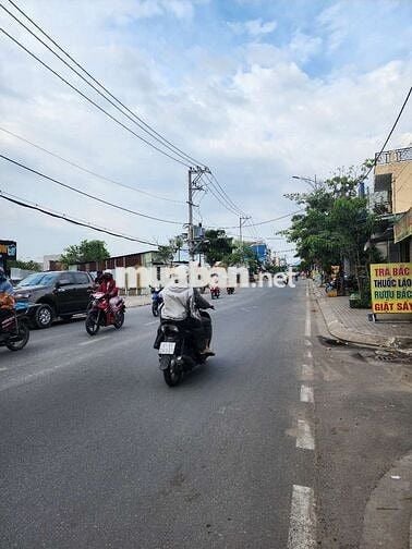 Chính chủ gần bán đất ngang 10m ngay chợ cầu đồng