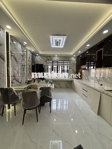 💎 Nhà 5 Tầng Gần Mặt Tiền Lê Văn Quới, Hẻm Kinh Doanh 8M, Nhỉnh 8 Tỷ