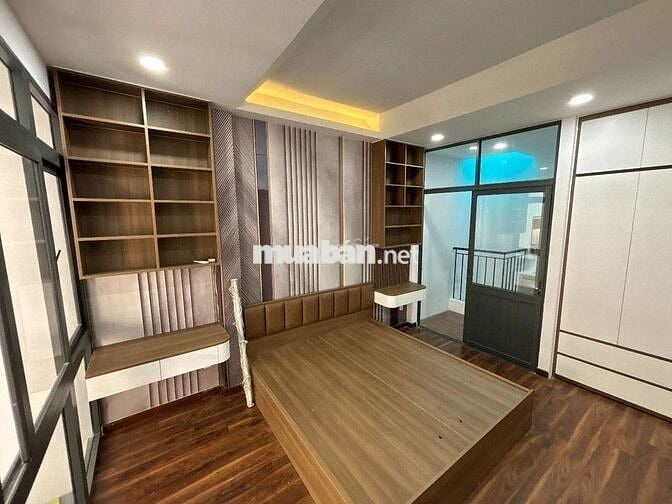 BÁN NHÀ LÊ VĂN KHƯƠNG QUẬN 12 NGAY CHỢ THIẾC HẺM XE HƠI NHÀ MỚI 4 TỶ