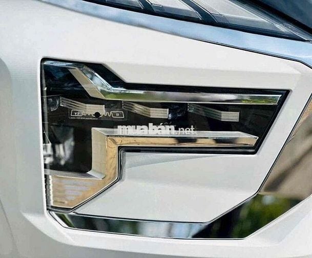 Mitsubishi Xpander 2022 AT Premium - 60000 km