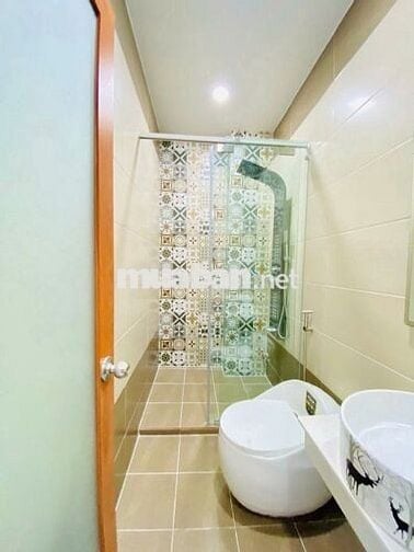 💎 Nhà 5 Tầng Có Hầm Lê Văn Quới, 70m², Ở Ngay, 5 Pn, 5WC, Nhỉnh 8 Tỷ