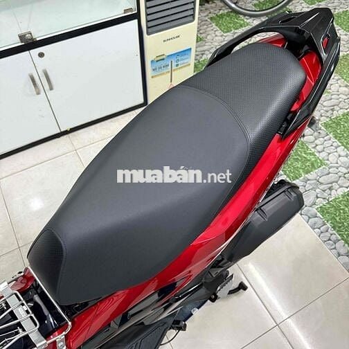 AirBlade 125 sx 2024 odo 900km