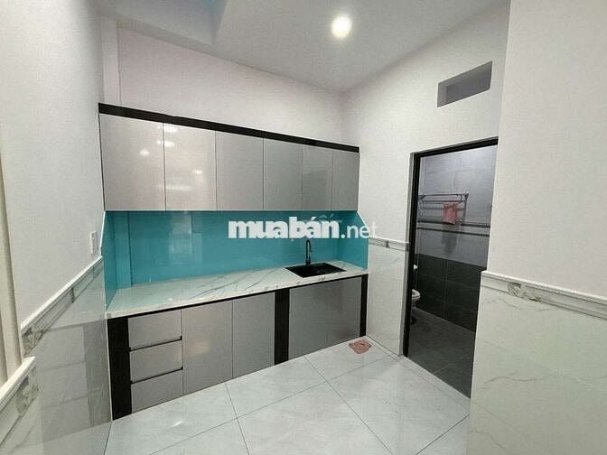 BÁN NHÀ LÊ VĂN KHƯƠNG QUẬN 12 NGAY CHỢ THIẾC HẺM XE HƠI NHÀ MỚI 4 TỶ