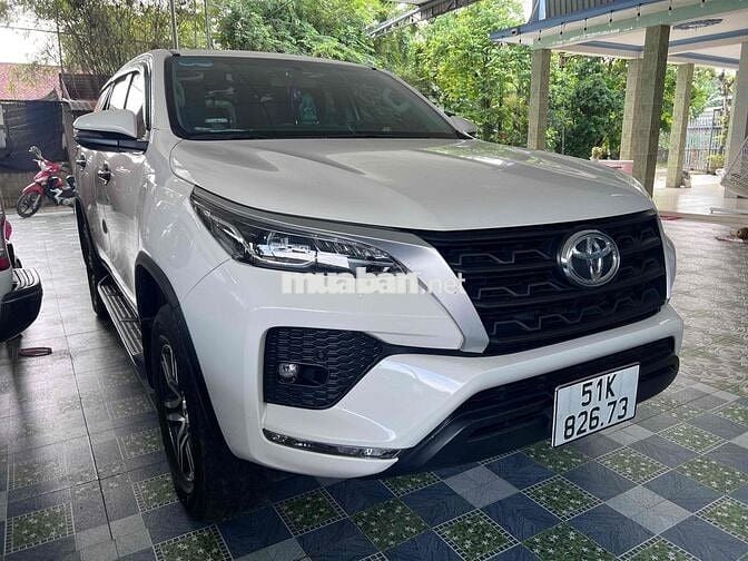 Toyota Fortuner 2022 2.4 4x2 MT - 70000 km