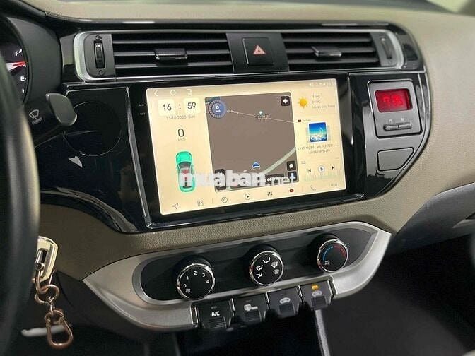 Kia Rio 2015 1.4 AT Sedan - 80000 km