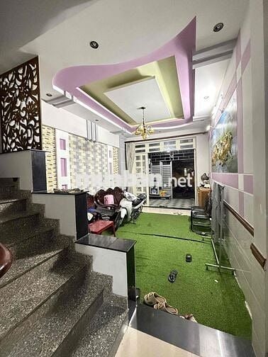 NHÀ ĐẸP GẦN CÔNG VIÊN LÀNG HOA – 68M2 - 3 TẦNG BTCT – 4PN - Ô TÔ NGỦ T