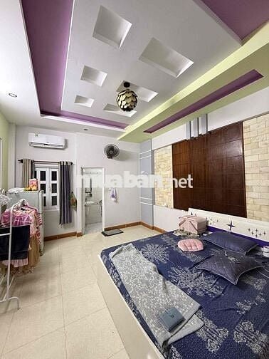 NHÀ ĐẸP GẦN CÔNG VIÊN LÀNG HOA – 68M2 - 3 TẦNG BTCT – 4PN - Ô TÔ NGỦ T