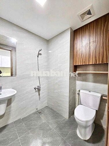 BÁN GẤP CĂN HỘ LEGACY CENTRAL TẶNG NỘI THẤT MÁY LẠNH, BÀN, GIƯỜNG, TỦ