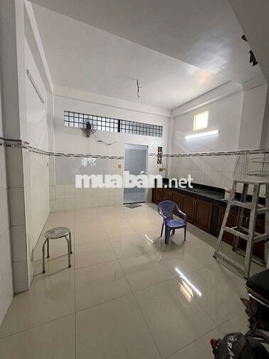 NHÀ RỘNG 4*30, TRỆT 2 LẦU, 4PN, SÂN XE HƠI, GẦN NGÃ TƯ GA