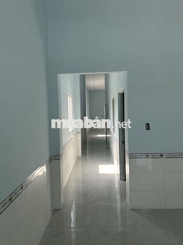 Nhạc 150 met, 3 phòng, 1 bếp, sân trước sau, đậu ô tô