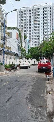 Nhà đẹp 3.5 tấm 4.5x20m khu 38Ha đối diện công viên, khu dân trí cao!