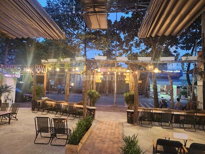 SANG LẠI QUÁN CAFE ĐANG KINH DOANH