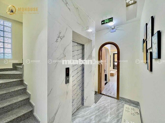 CĂN HỘ CAO CẤP BAN CÔNG/CỬA SỔ FULL NỘI THẤT - NHÀ ĐẸP - NGAY GA T3