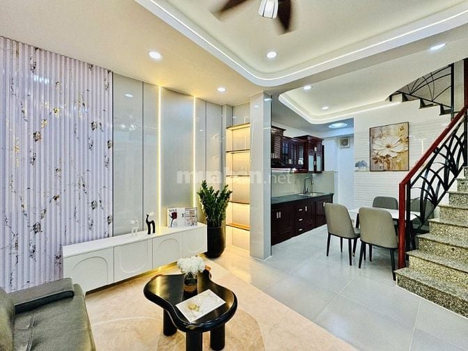 BÁN NHÀ QUẬN 4 – ĐOÀN VĂN BƠ – GIÁ TỐT NHẤT KHU VỰC