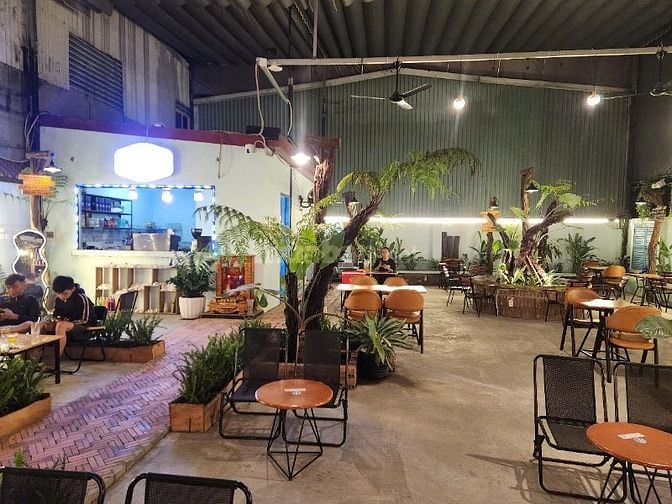 SANG LẠI QUÁN CAFE ĐANG KINH DOANH