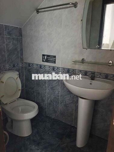 Cho Thuê Nhà Mặt Tiền Trường Chinh Gần An Sương