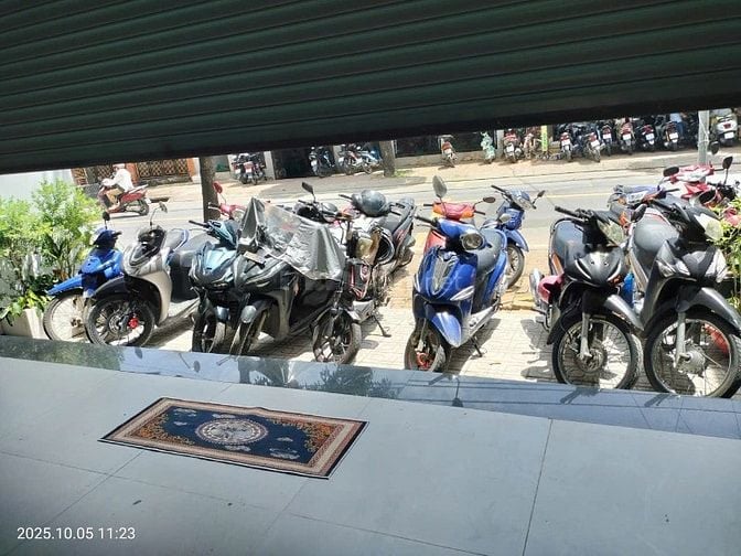 BÁN NHÀ MẶT TIỀN QUANG TRUNG THỊ TRẤN HÓC MÔN 2 LẦU 168M2 giá 100TR/m