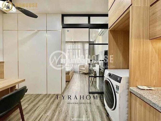 CHO THUÊ PHÒNG TRỌ CAO CẤP 1PN Q1 – FULL NỘI THẤT – CÓ THANG MÁY