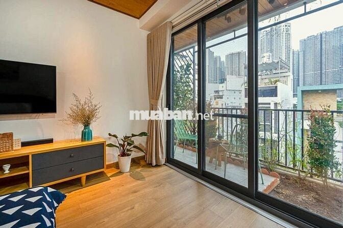 CHDV BAN CÔNG CAO CẤP - FULL NỘI THẤT VÀ DỊCH VỤ - MẶT TIỀN THỦ THIÊM