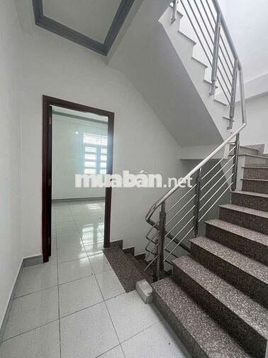 Cần cho thuê gầp nhà khu vực an sương DT 4x16 1 trệt 2lầu 4PN 3WS