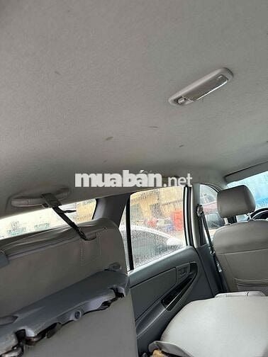 Toyota Innova 2007 J - 11112