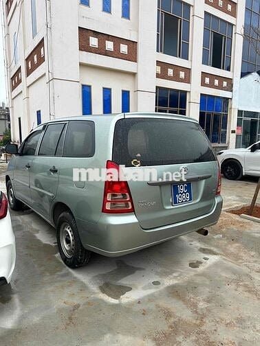 Toyota Innova 2007 J - 11112