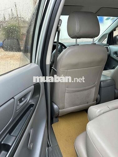 Toyota Innova 2007 J - 11112