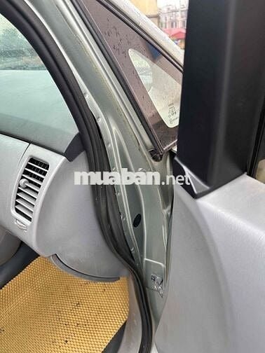 Toyota Innova 2007 J - 11112