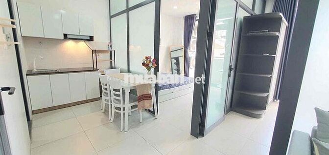 CHO THUÊ CĂN 2 PHÒNG NGỦ, BAN CÔNG GẦN BỆNH VIỆN TÂM ANH, SÂN BAY