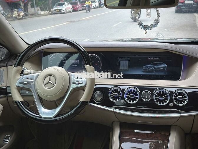 Mercedes Benz R Class 2015  - 70000 km